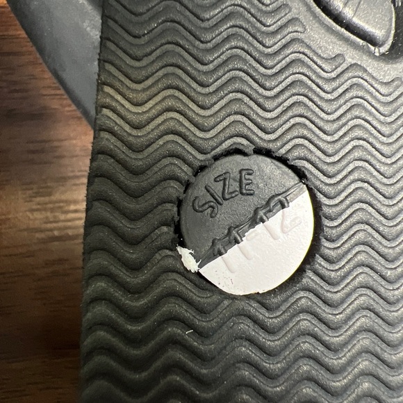 Polo Ralph Lauren Black/White Men's Bolt Flip Flops - Picture 13 of 13